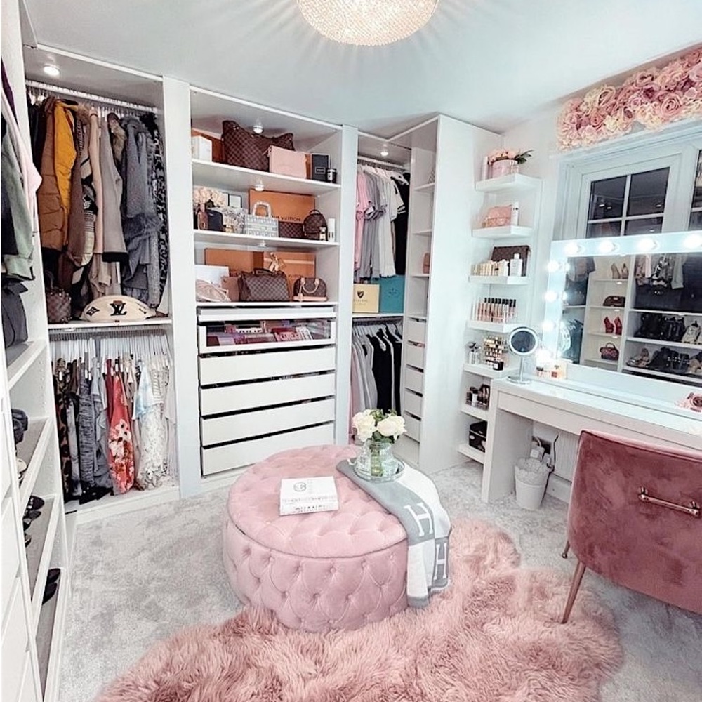 Meet your Posher, Helen!